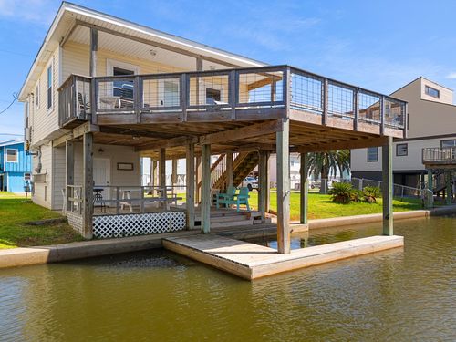 16711 Kingston Way, Jamaica Beach, TX, 77554 | Card Image