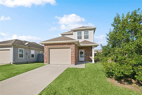 2341 N Village Ct, Gretna, LA, 70056-4614 | Card Image
