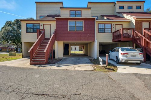 428 Indian Village Trl, Tallahassee, FL, 32304-4210 | Card Image