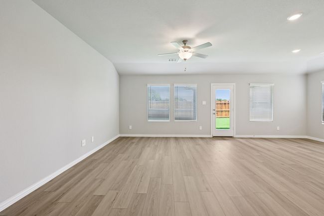2205 Dunbar Dr, House other with 3 bedrooms, 3 bathrooms and null parking in Sherman TX | Image 7