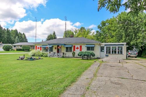 9733 Francis St, Shedden, ON, N0L2E0 | Card Image