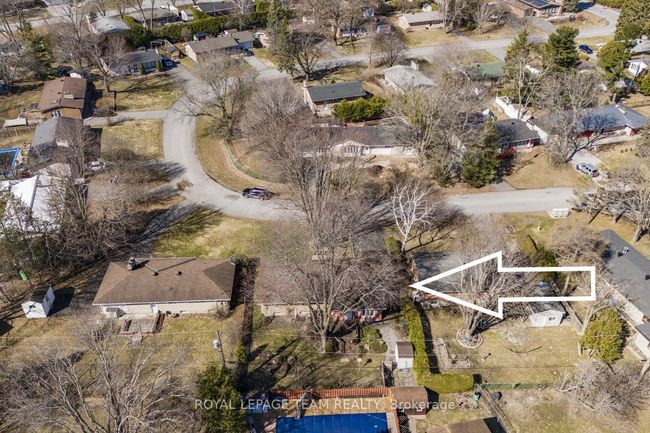 24 Ellery Cres, House other with 3 bedrooms, 2 bathrooms and 4 parking in Nepean ON | Image 46