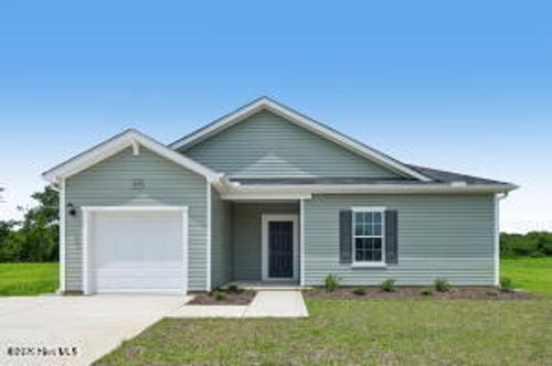 209 Hallwood Drive, Pikeville, NC, 27863 | Card Image