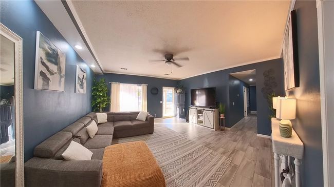 Living Room | Image 14