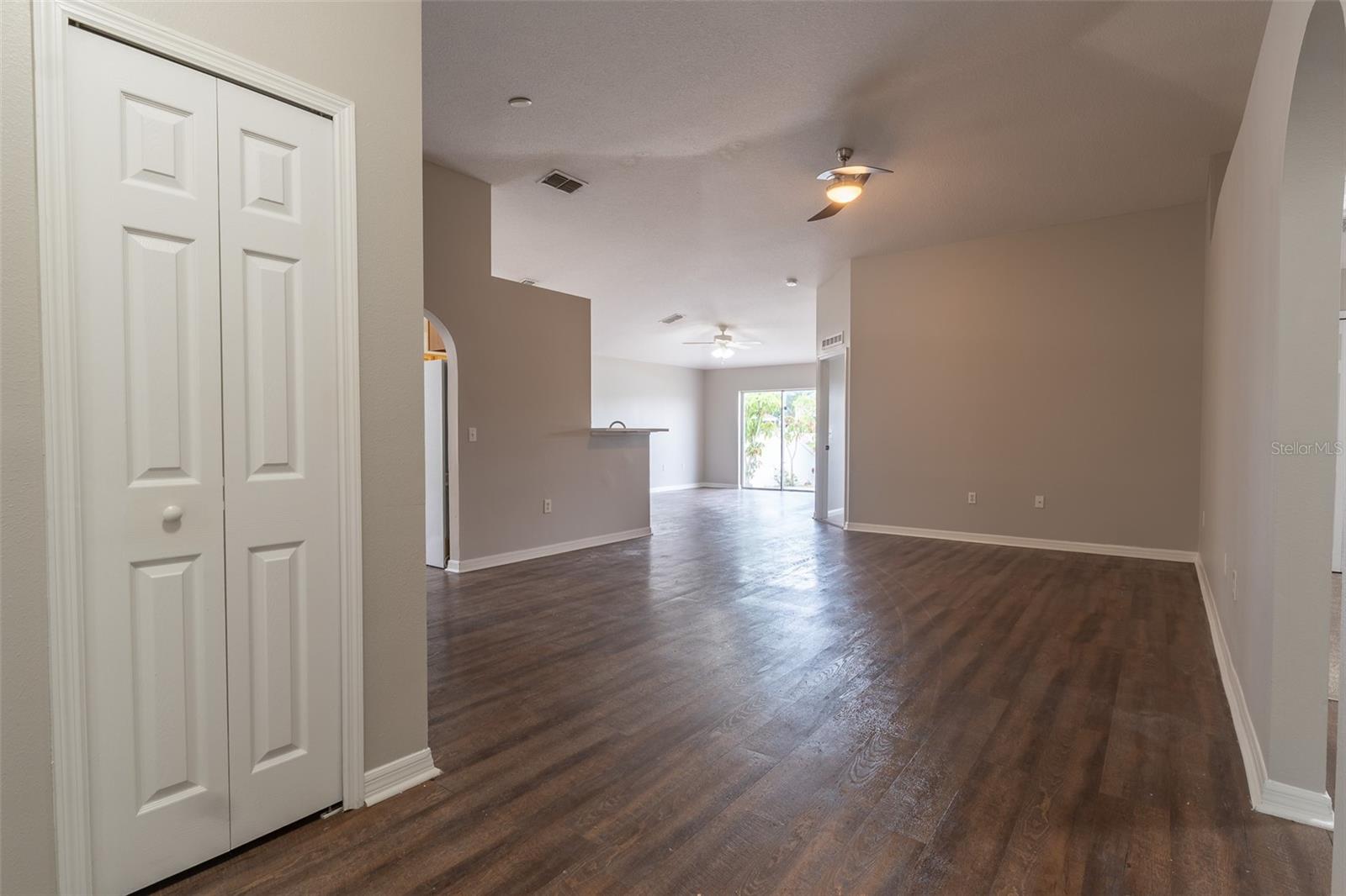 Residential in RIVERVIEW 4