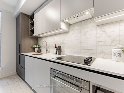 312-55 Mercer St, Toronto, ON, M5V0W4 | Card Image