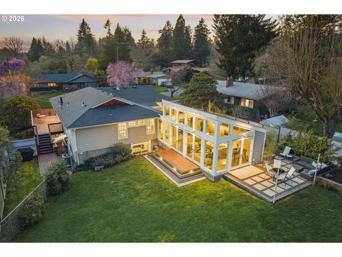 4704 Sw 53rd Ave, Portland, OR, 97221 | Card Image