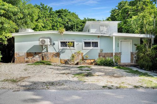 108 Atlantic Ave, Tavernier, FL, 33070-2909 | Card Image