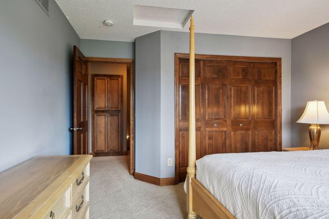 8061 Stone Creek Ct, House other with 6 bedrooms, 4 bathrooms and null parking in Minnetrista MN | Image 41