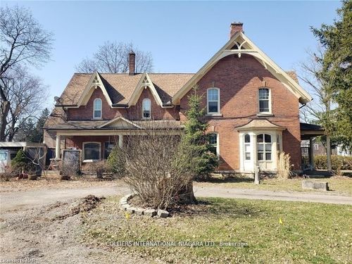 90 Canboro Rd, Fonthill, ON, L0S1M0 | Card Image