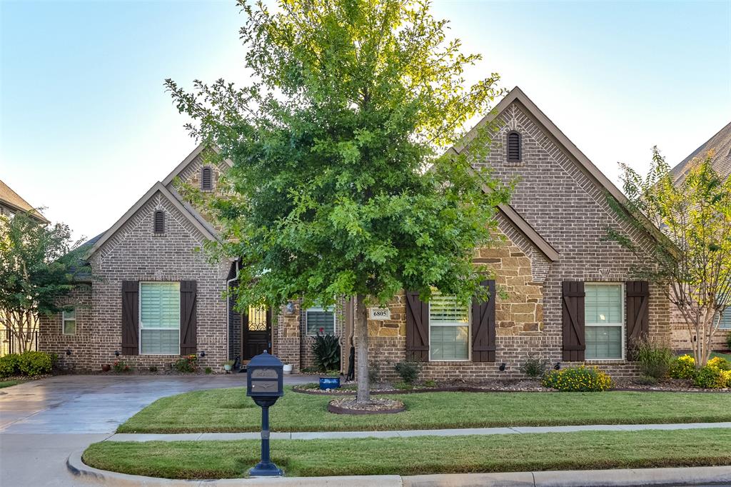 Clayton Nicholas Ct, Arlington, TX 76001