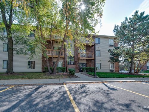 apt-209-720 Prescott Dr, Roselle, IL, 60172-3705 | Card Image