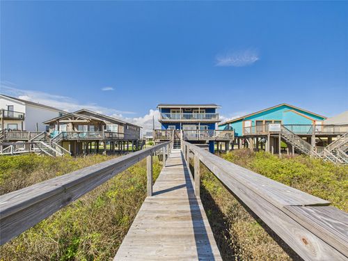 1654 Sandpebble Pl, Surfside Beach, TX, 77541-8501 | Card Image