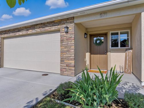 571 Graff Meadows Dr, Grand Junction, CO, 81501-6936 | Card Image