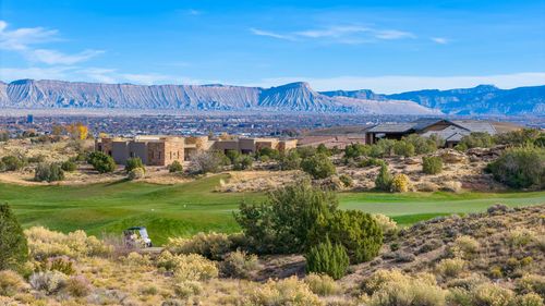 2304 W Ridges Blvd, Grand Junction, CO, 81507-2456 | Card Image