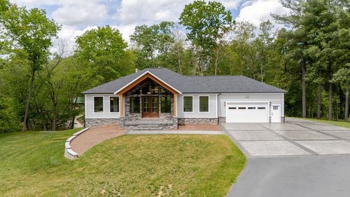 10 Samuel Bears Rd, WEYERS CAVE, VA, 24486-2330 | Card Image