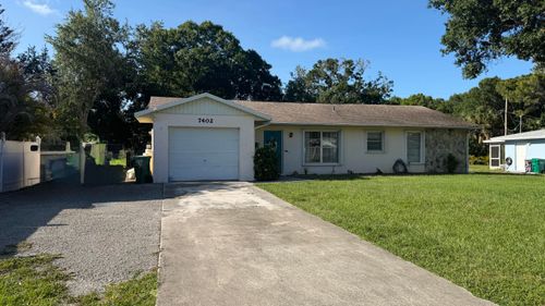 7402 Lakeland Blvd, Fort Pierce, FL, 34951-1471 | Card Image