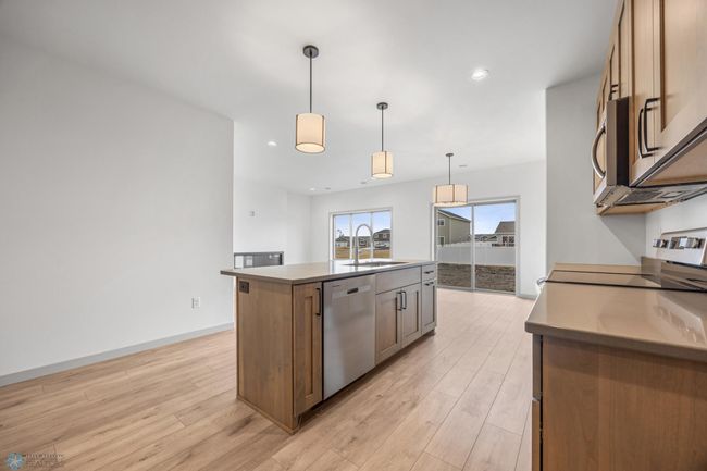 Kitchen | Image 13