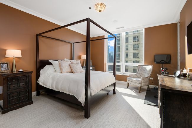 APT-28D - 10 E Delaware Pl, Condo with 3 bedrooms, 4 bathrooms and null parking in CHICAGO IL | Image 8