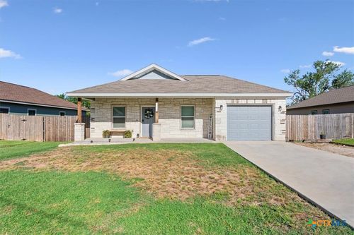 116 Avenue B, Moody, TX, 76557-3657 | Card Image