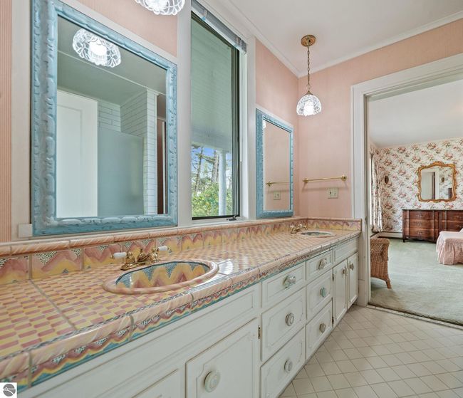431 Michigan Ave, House other with 10 bedrooms, 7 bathrooms and null parking in Charlevoix MI | Image 48