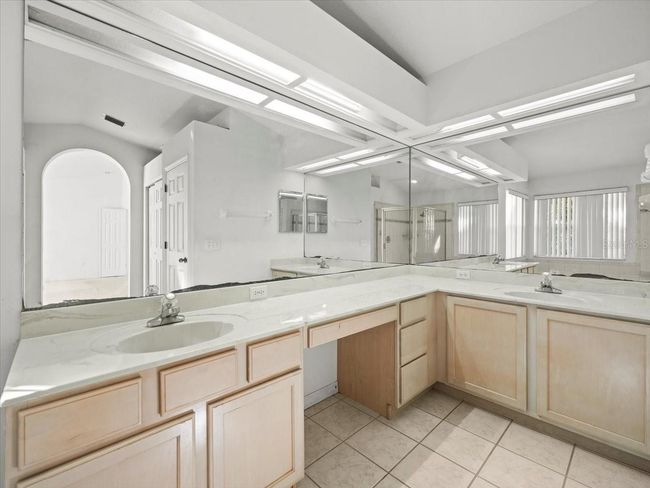 9701 Hidden Cove Ct, House other with 5 bedrooms, 3 bathrooms and null parking in Tampa FL | Image 27