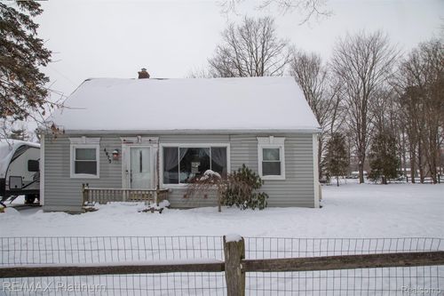 4975 Comstock St, Commerce Township, MI, 48382-2933 | Card Image