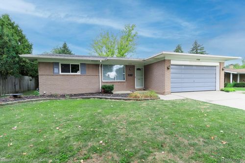 11348 Afton Rd, Southgate, MI, 48195-3329 | Card Image