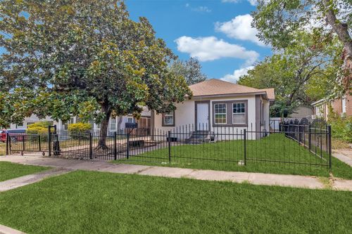 729 S Waverly Dr, Dallas, TX, 75208-7446 | Card Image