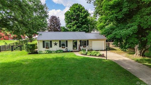 4065 Apache Trl, Jamestown, OH, 45335-1307 | Card Image