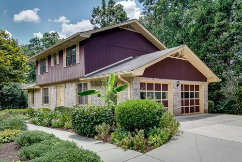 1534 Country Squire Ct, Decatur, GA, 30033-1812 | Card Image