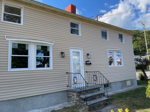 3 Delaware St, Port Jervis, NY, 12771-1805 | Card Image