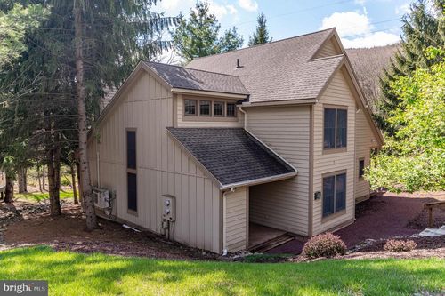 412 Hickory Drive, Tannersville, PA, 18372 | Card Image