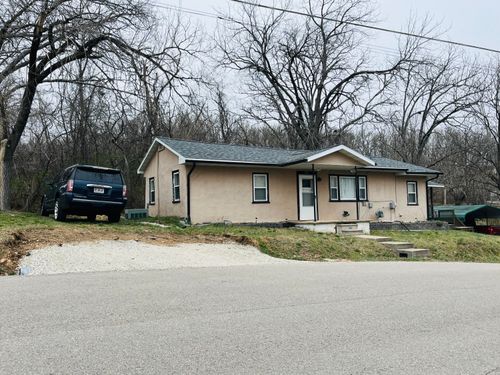 720 Highland St, Cabool, MO, 65689-7316 | Card Image