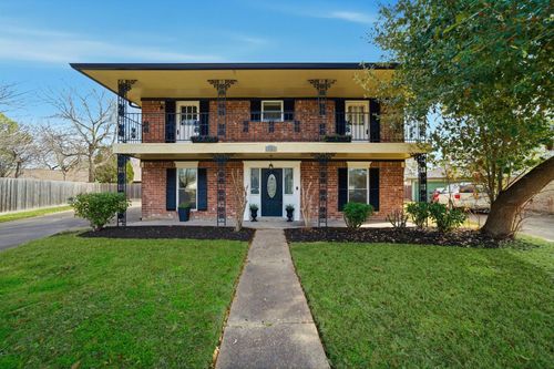6927 Leandra Dr, Houston, TX, 77083-1140 | Card Image