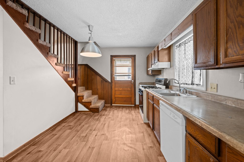 Residential in Rock Island 5