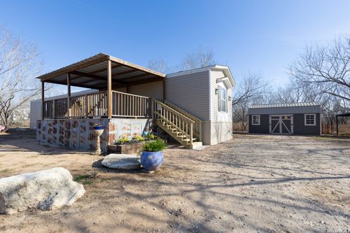 869 &amp; 873 County Road 773, Devine, TX, 78016 | Card Image