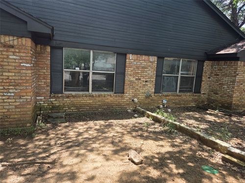 2419 Miguel Lane, Arlington, TX, 76016 | Card Image