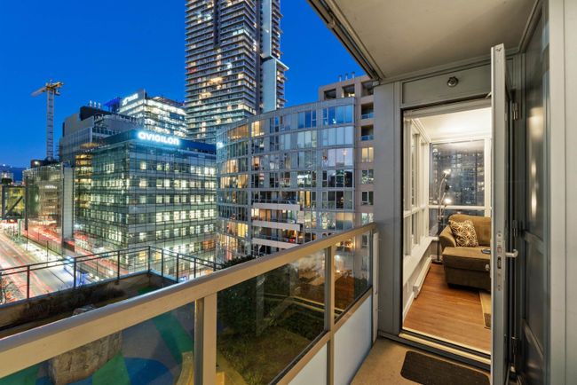 903 - 833 Seymour Street, Condo with 2 bedrooms, 0 bathrooms and 1 parking in Vancouver BC | Image 26