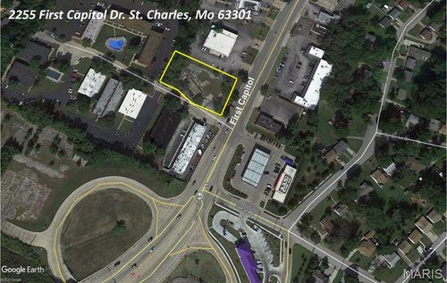2255 First Capitol, St Charles, MO, 63301 | Card Image