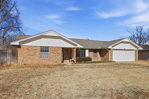 6 W Liberty Circle, Stillwater, OK, 74075 | Card Image