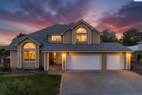 2792 Katie Rd, Kennewick, WA, 99338-7304 | Card Image