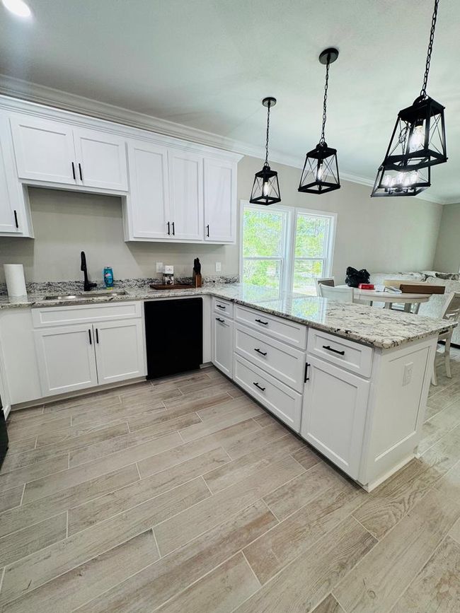 1589 Sea Breeze Way, House other with 3 bedrooms, 2 bathrooms and 3 parking in Carrabelle FL | Image 9
