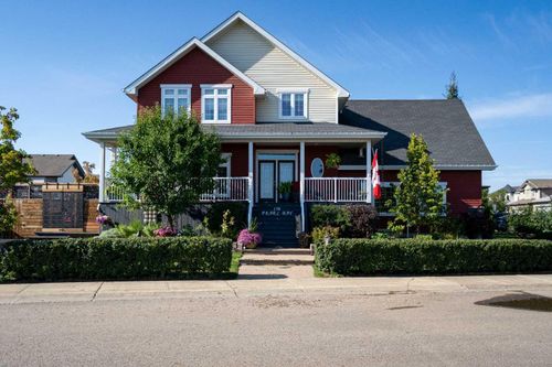 170 Pearl Bay, House with 4 bedrooms, 4 bathrooms and 8 parking in Fort Mcmurray AB | Card Image