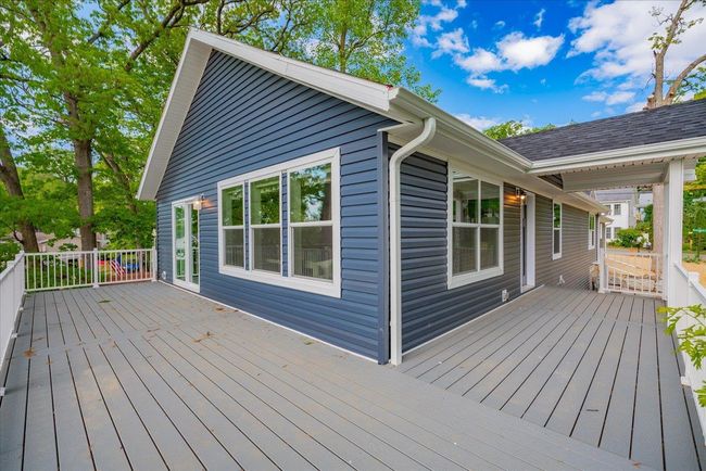 103 Lake Court, Home with 3 bedrooms, 2 bathrooms and null parking in Albion WI | Image 25