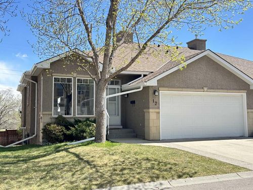12 Signal Hill Lane Sw, Calgary, AB, T3H3N8 | Card Image