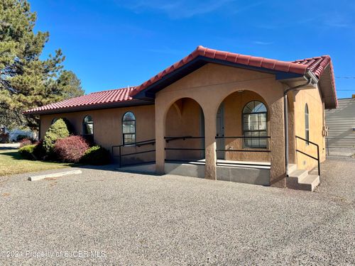 2100 Hutton Ave, Farmington, NM, 87402-4424 | Card Image