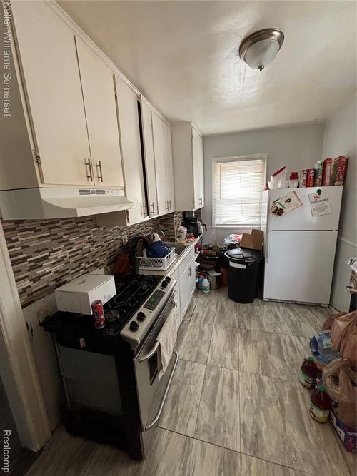 4275 8th St, Ecorse, MI, 48229-1203 | Card Image