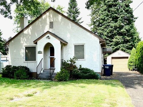 737 Juniper St, Walla Walla, WA, 99362-3435 | Card Image