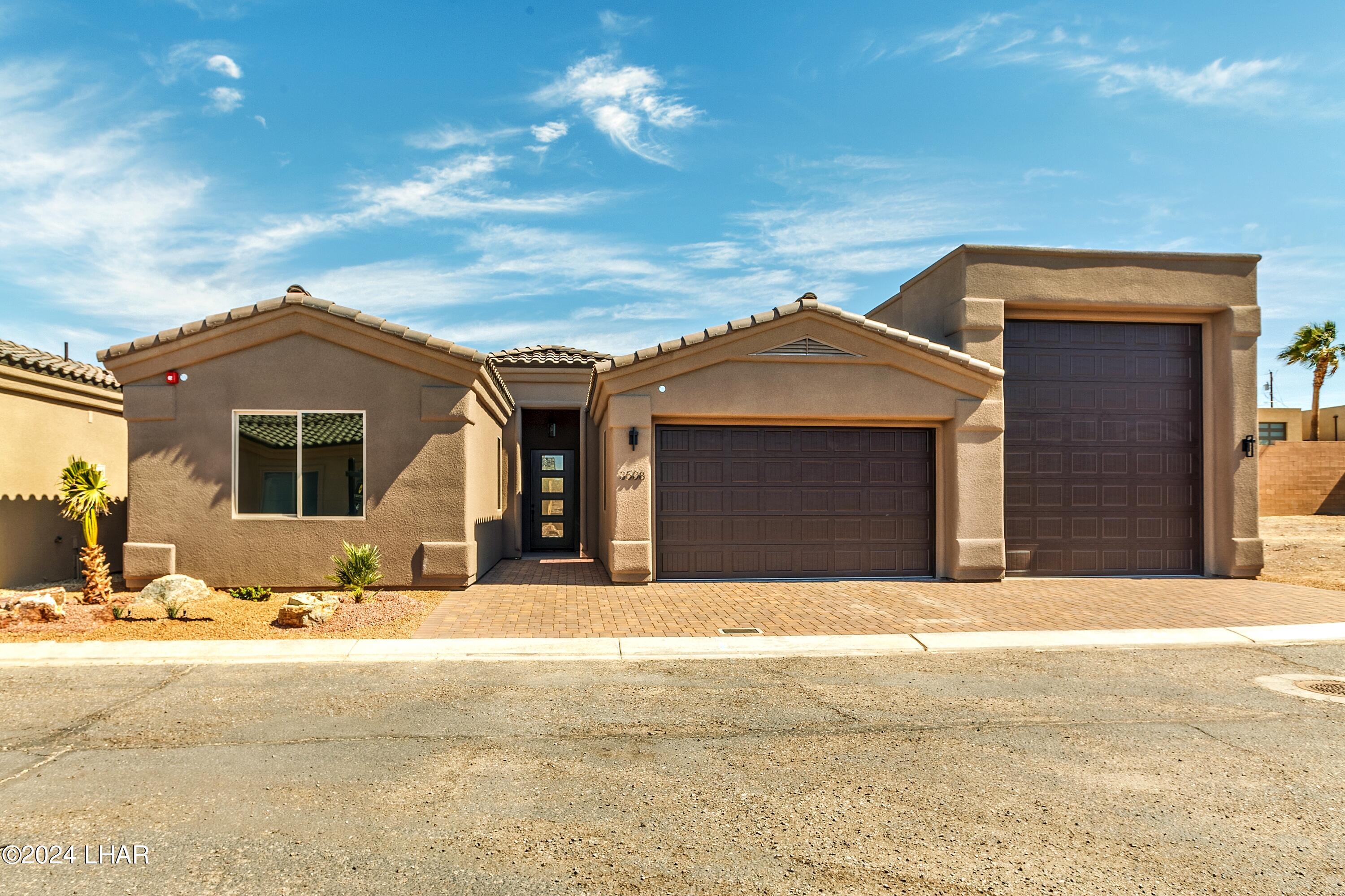 Kauai Ct, Lake Havasu City, AZ 86406